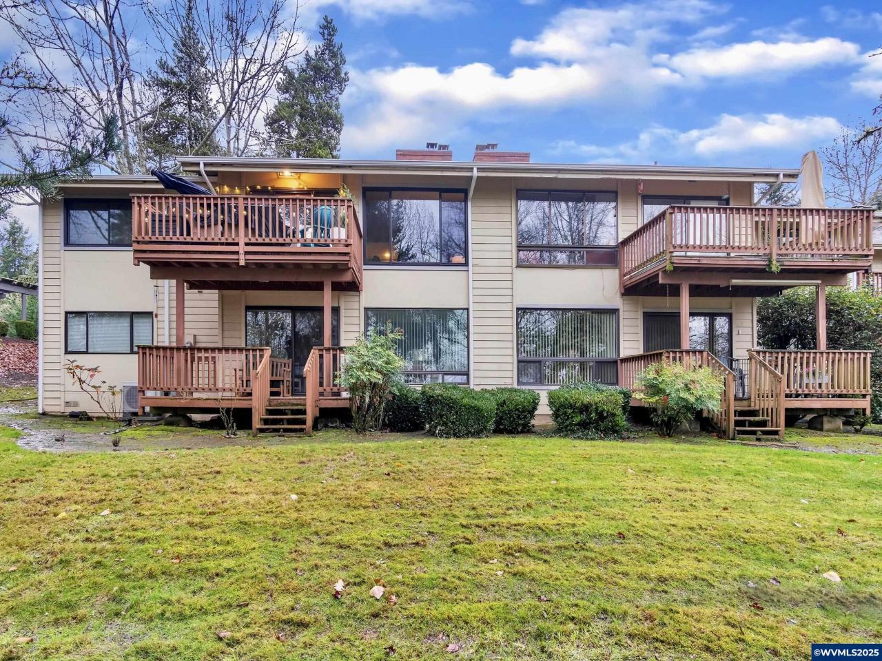 2451 Crestview Dr S, Salem, OR 97302 Main Photo