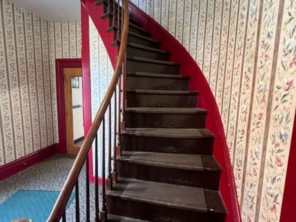 135 W Michigan #2 Avenue, Saline, MI 48176