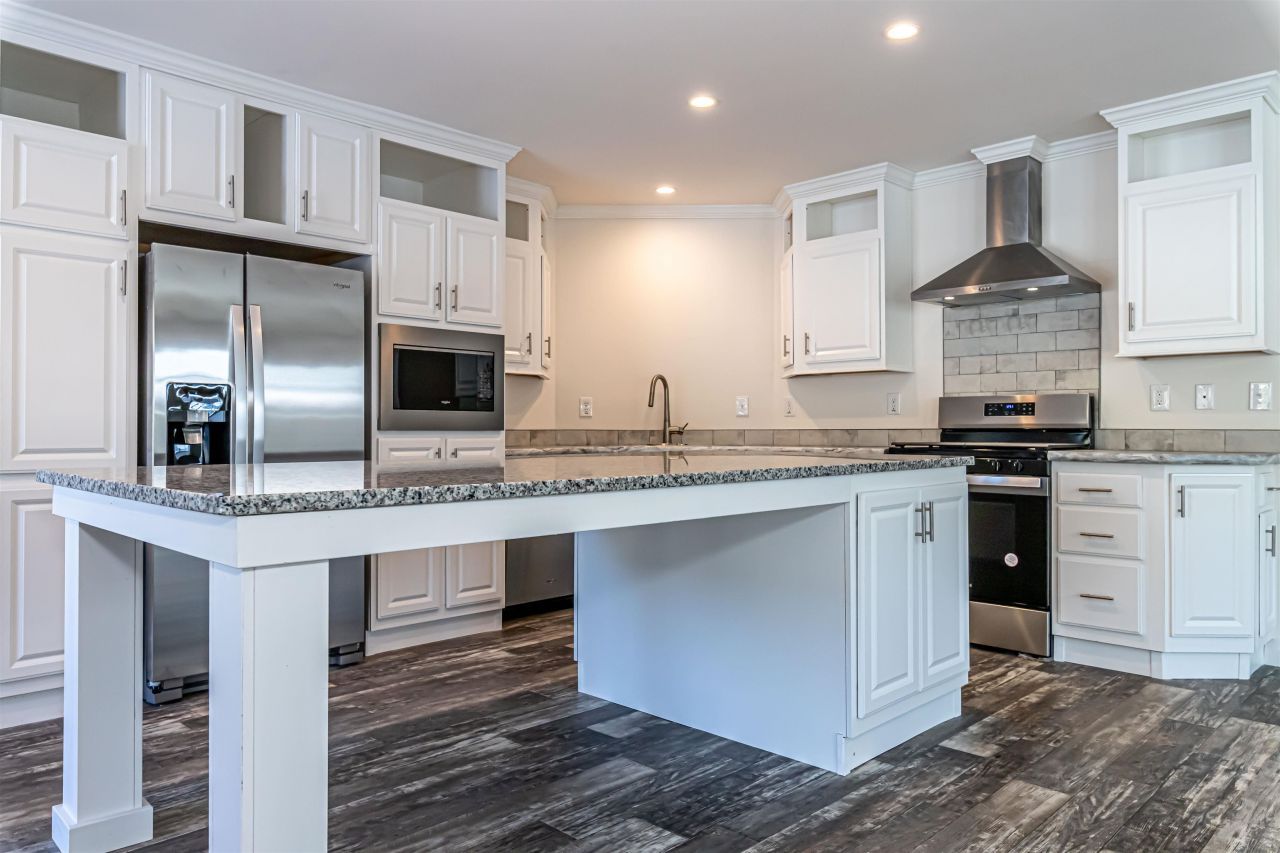 93 Osprey Road, Alton, NH 03809 Main Photo