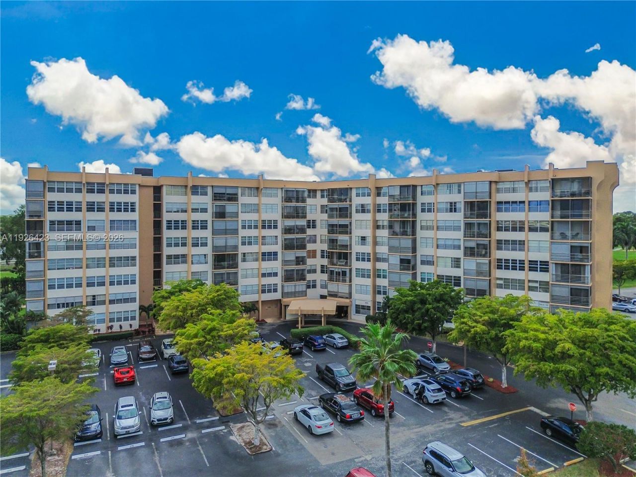 1100 Saint Charles Pl, Unit 310, Pembroke Pines, FL 33026 Photo