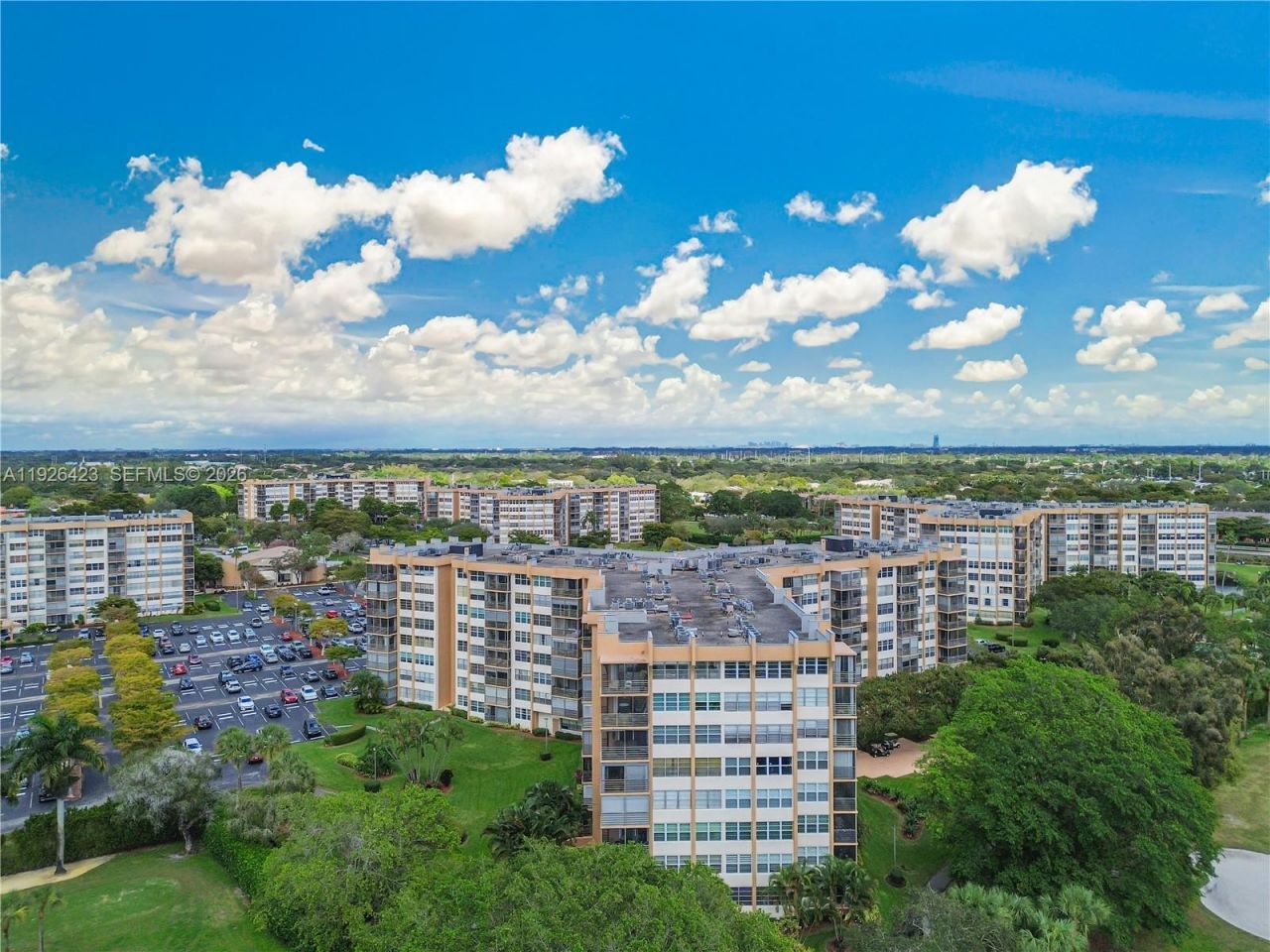 1100 Saint Charles Pl, Unit 310, Pembroke Pines, FL 33026 Photo