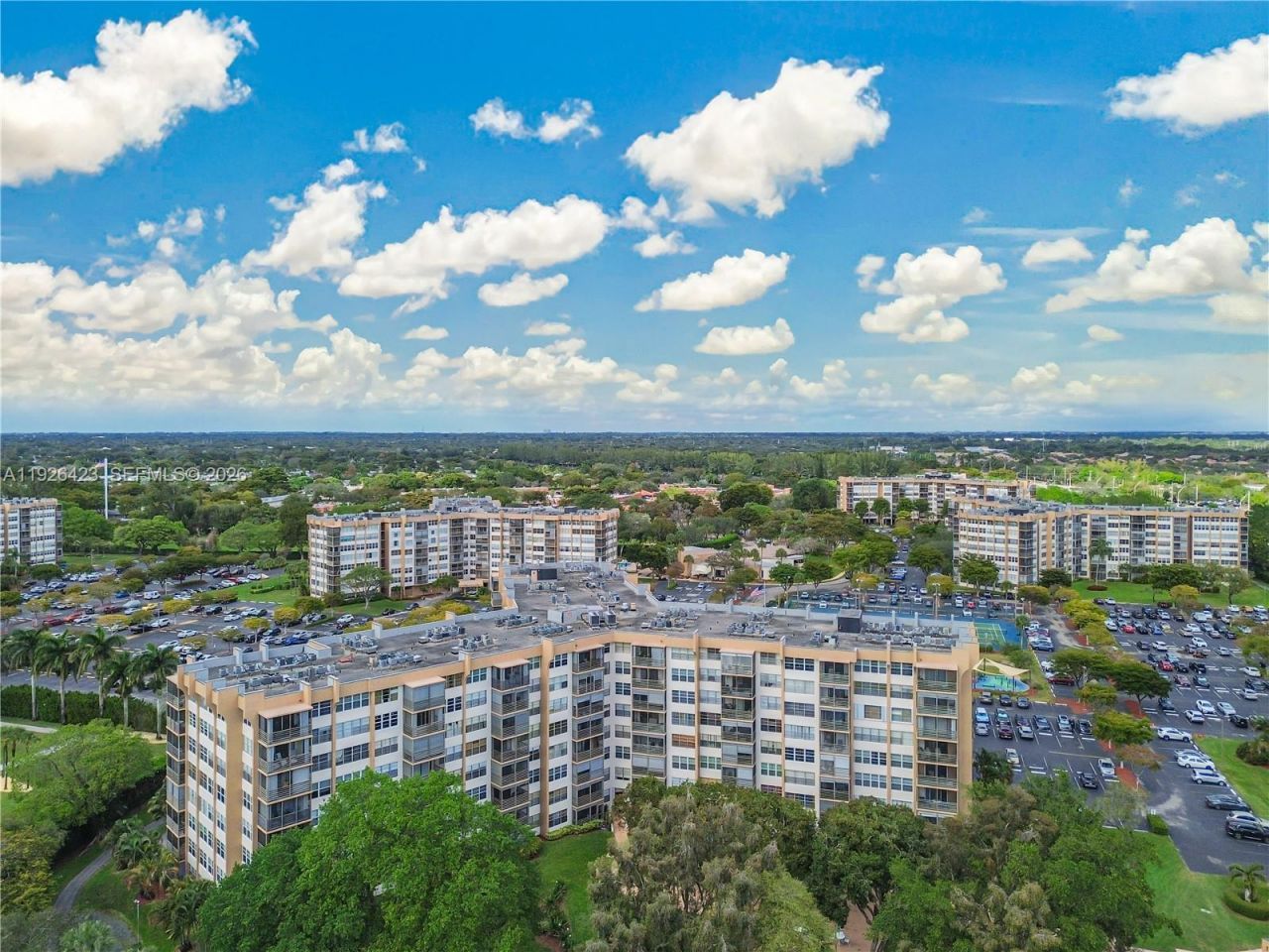 1100 Saint Charles Pl, Unit 310, Pembroke Pines, FL 33026 Photo