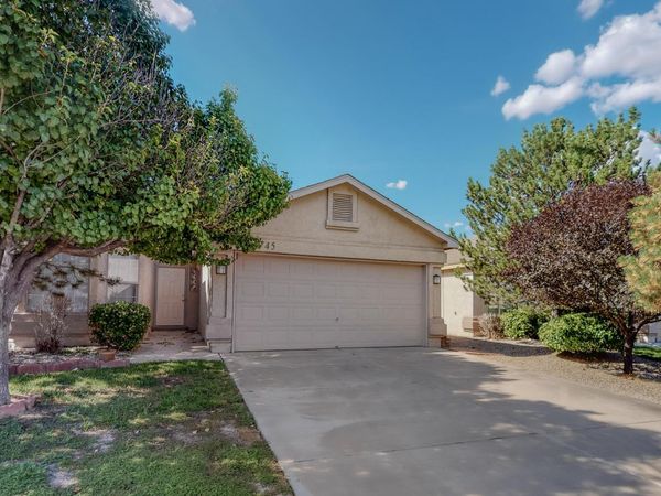 745 Valley Meadows Drive NE, Rio Rancho, NM 87144