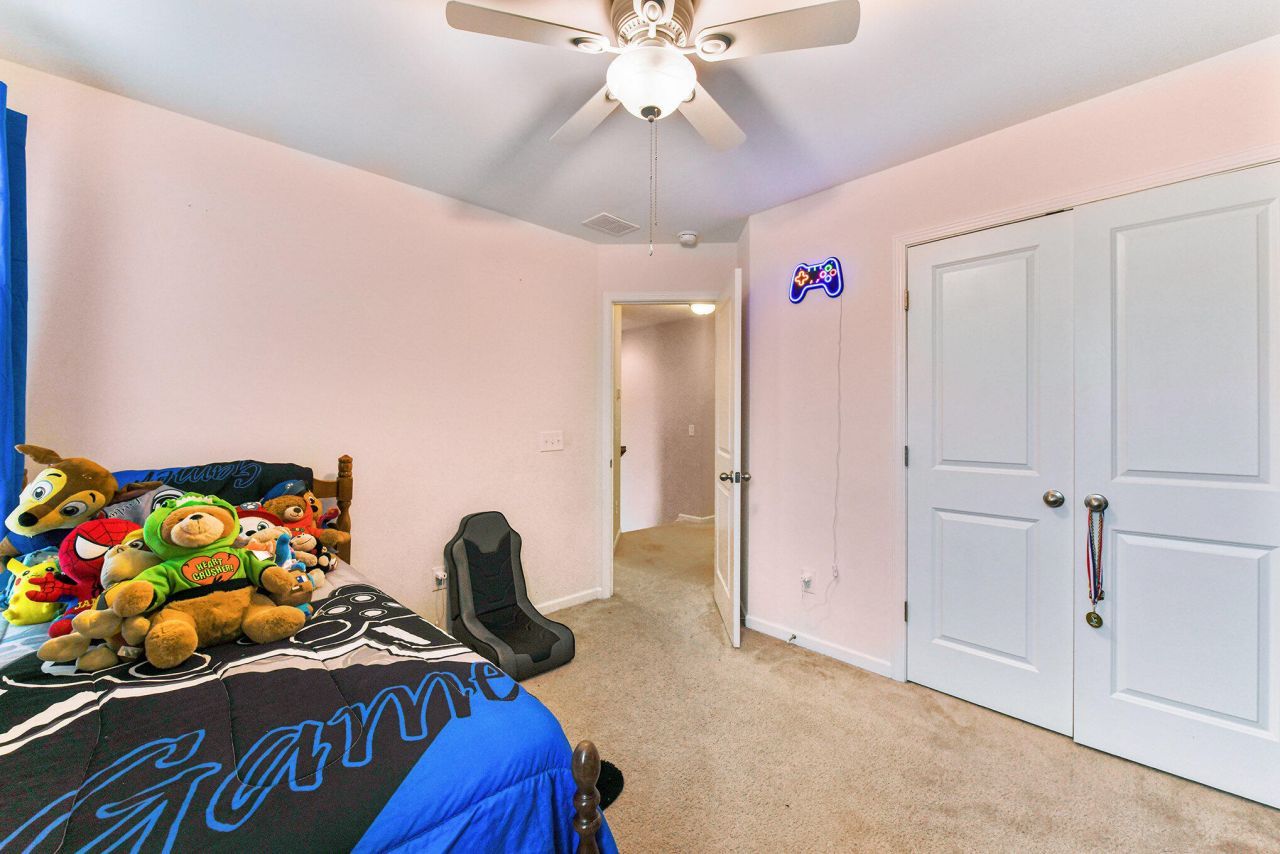 1204 N University Drive Photo 20