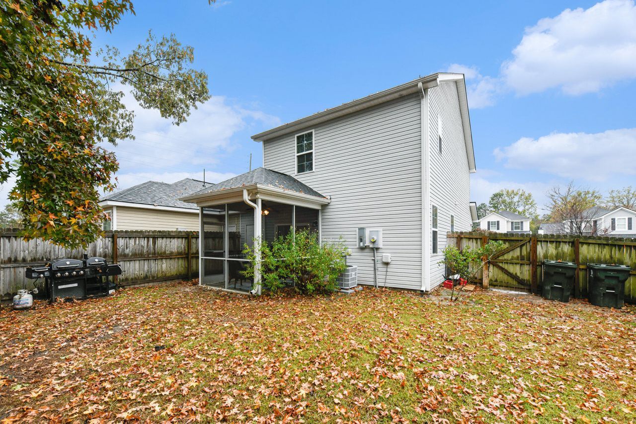 1204 N University Drive Photo 27