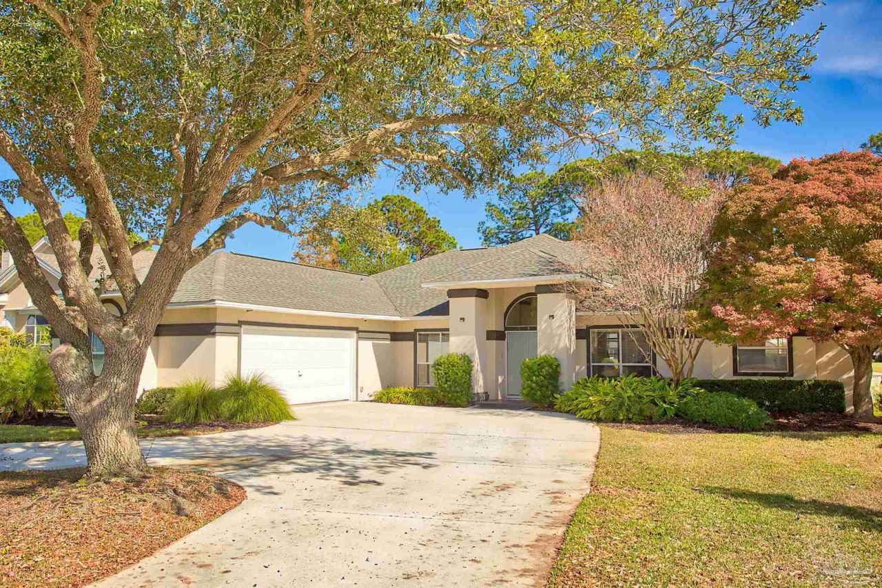 1328 Tour Dr, Gulf Breeze, FL 32563 Main Photo