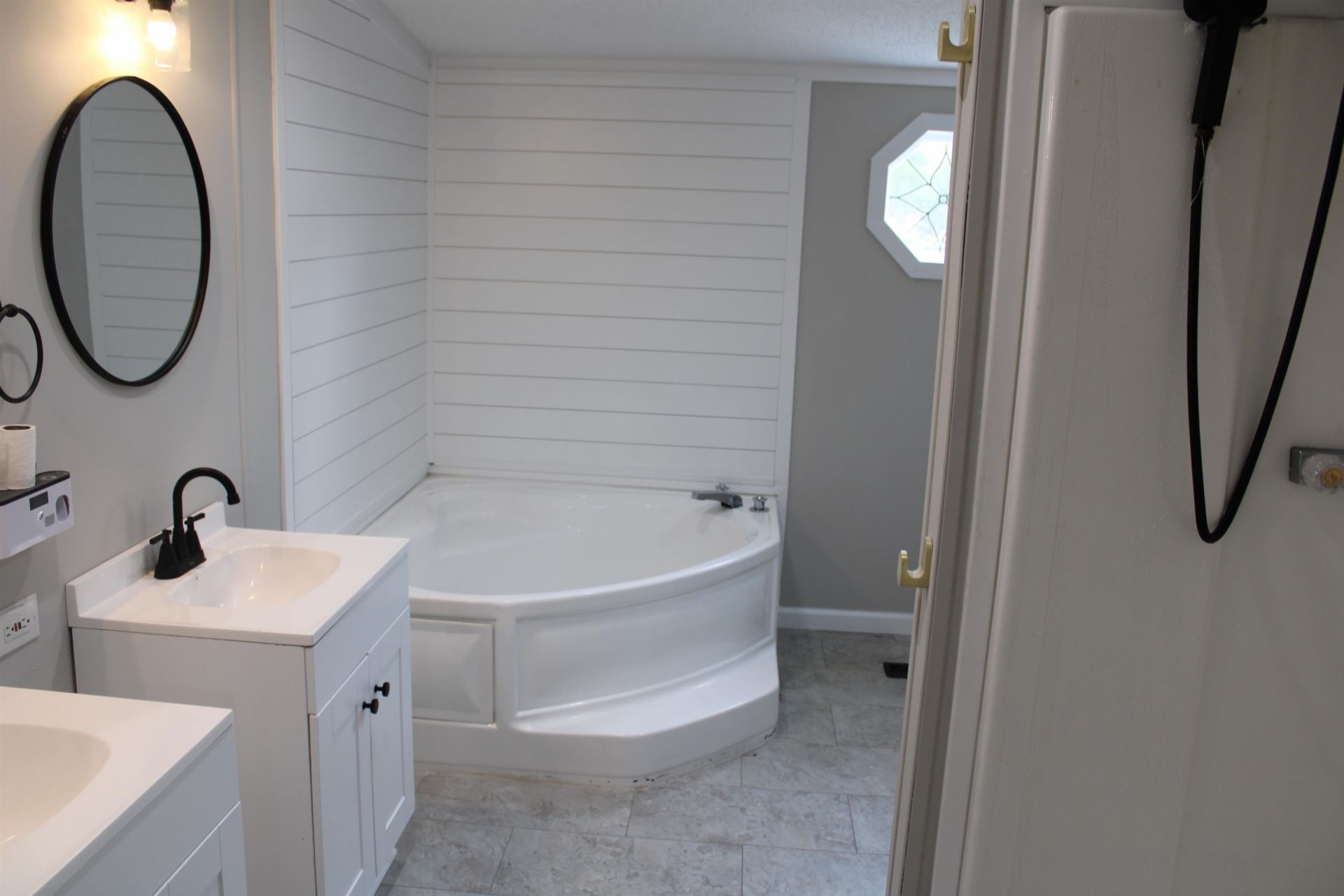 1781 Dixie Ct. Photo 7