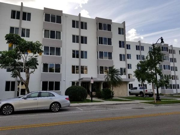 250 180th Dr, Unit 159, Sunny Isles Beach, FL 33160