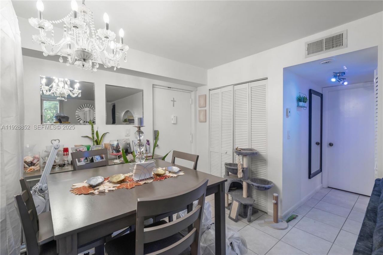 250 180th Dr, Unit 159, Sunny Isles Beach, FL 33160 Photo