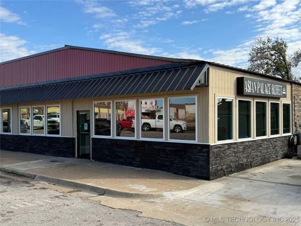 907 W 2nd, Sulphur, OK 73086