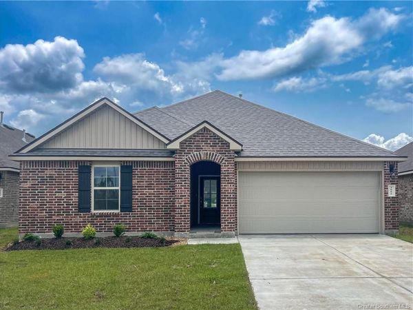 4000 Savannah Oaks Drive, Lake Charles, LA 70607