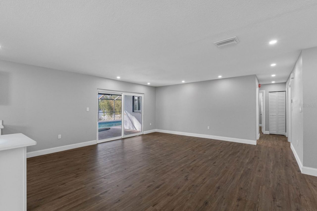 6604 Ranger Drive, Tampa, FL 33615 Photo