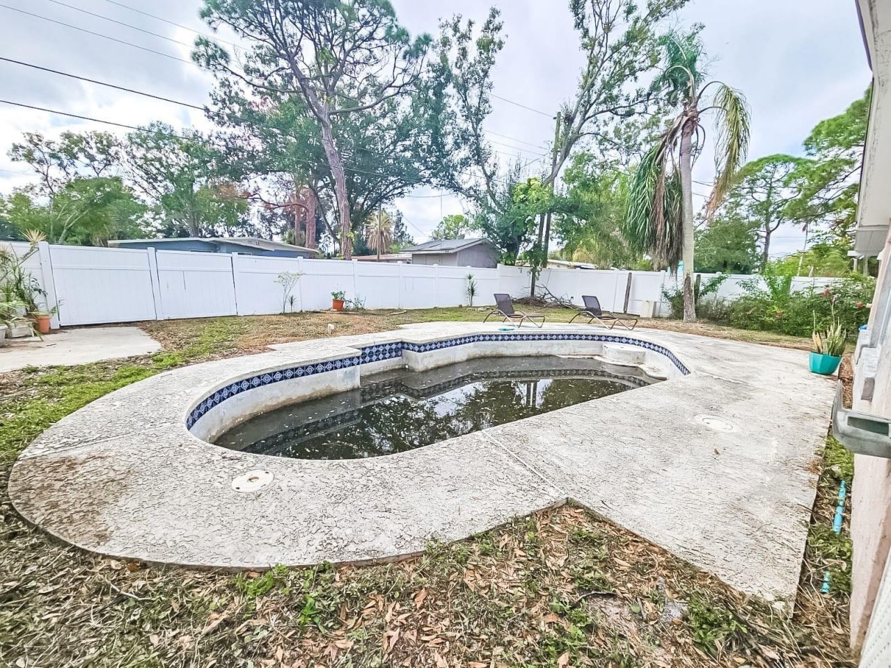 232 84th Avenue Ne, Saint Petersburg, FL 33702 Photo