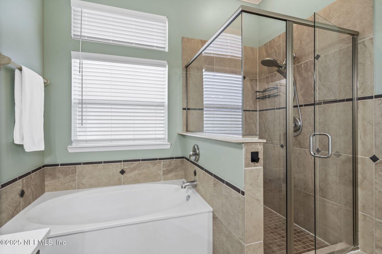 9407 Woodleigh Mill Drive, Jacksonville, FL 32244 Photo