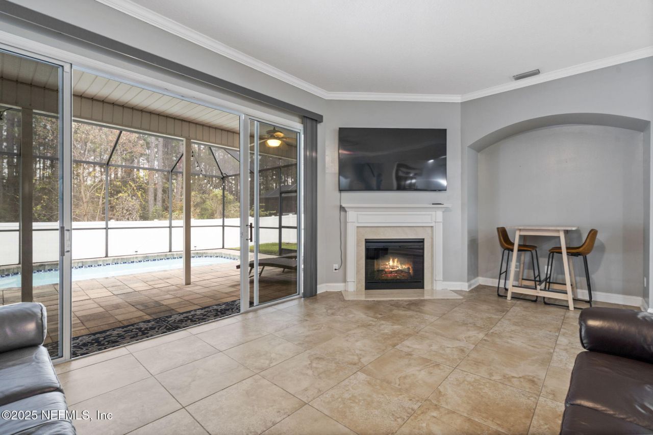 9407 Woodleigh Mill Drive, Jacksonville, FL 32244 Photo