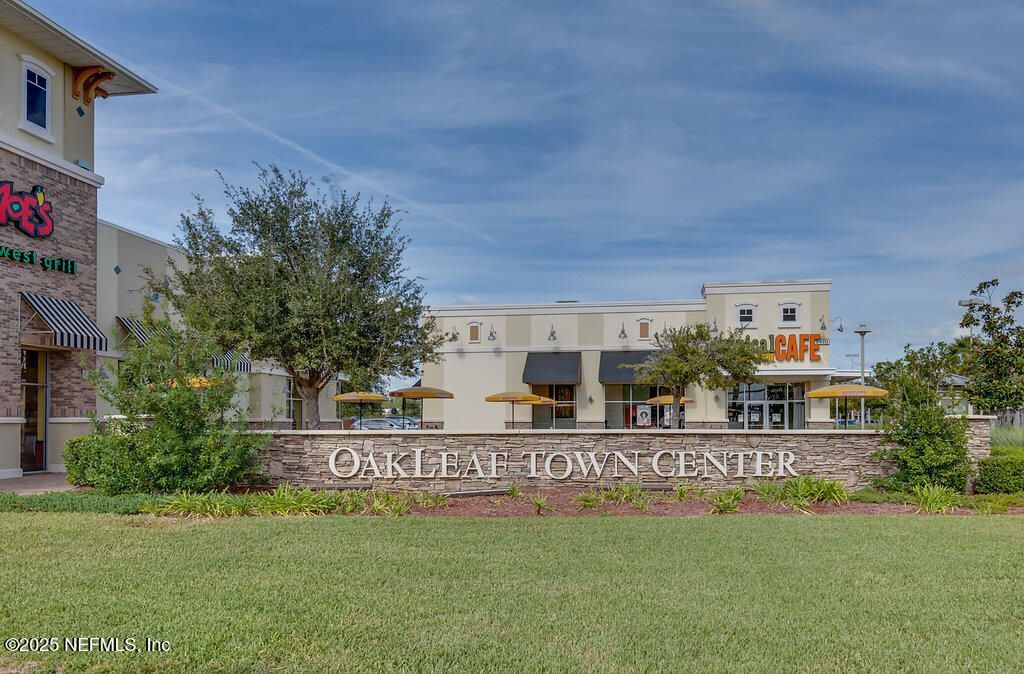 9407 Woodleigh Mill Drive, Jacksonville, FL 32244 Photo