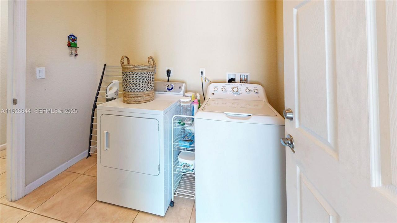 3090 SE 7th Ct, Homestead, FL 33033 Photo