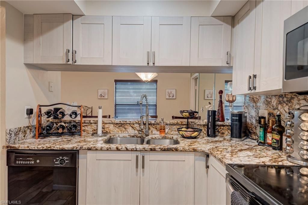 13281 Whitehaven Ln, Unit 405, Fort Myers, FL 33966 Photo
