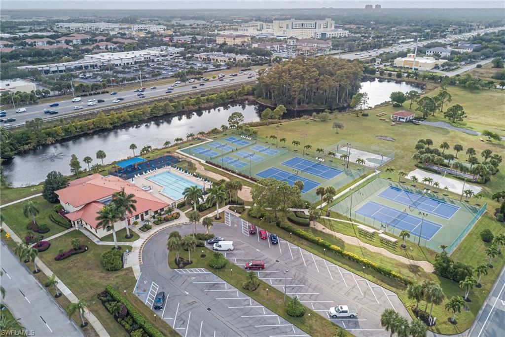 13281 Whitehaven Ln, Unit 405, Fort Myers, FL 33966 Photo