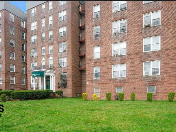 143-25 84th Drive, Unit 6-A, Queens, NY 11435