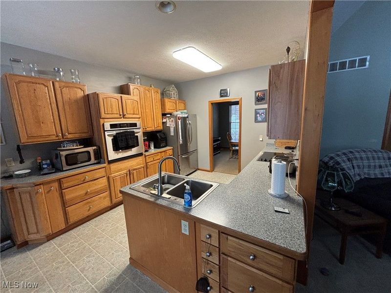 3115 Lovers Lane, Ravenna, OH 44266 Photo 7