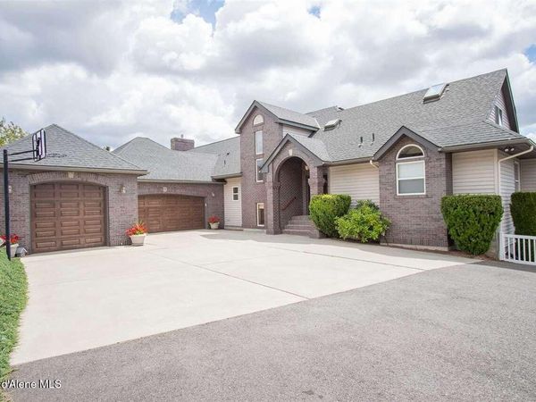 6011 E JOSEPH LN, Spokane, WA 99217