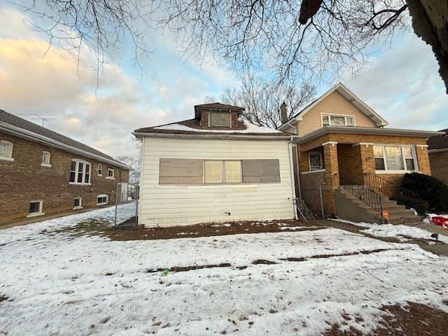 437 24th Avenue, Bellwood, IL 60104 Main Photo