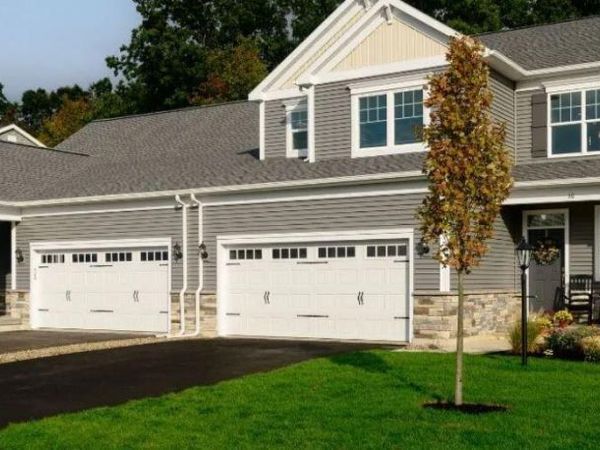 69 Daintree Drive, Saratoga Springs, NY 12866