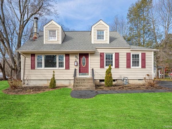 6 Cobble Place, Blauvelt, NY 10913