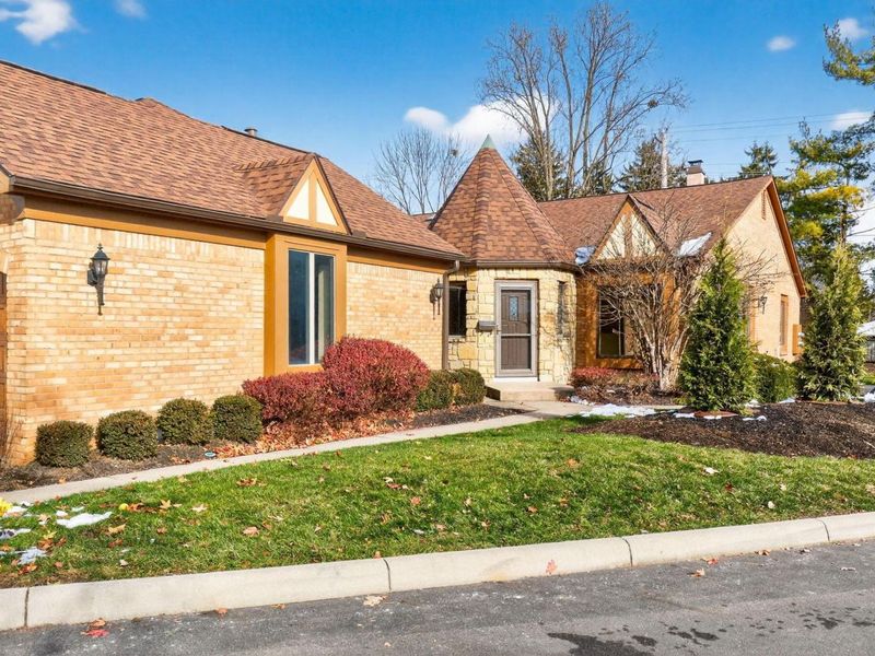 3336 Mansion Way, Columbus, OH 43221 Photo 4