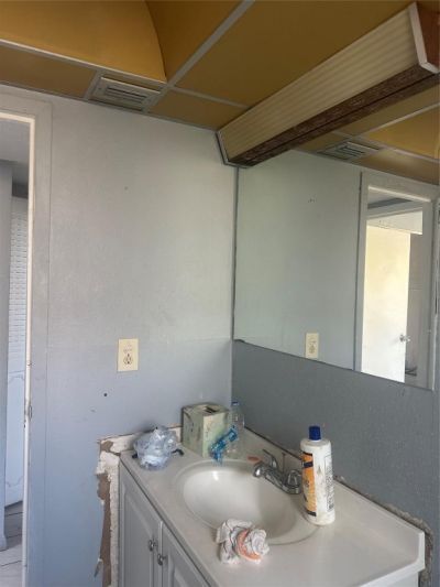 2800 Somerset Drive, Unit J107, Lauderdale Lakes, FL 33311 Photo