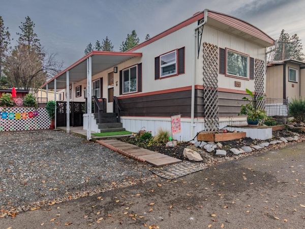 2799 Siskiyou Boulevard, Unit 36, Ashland, OR 97520