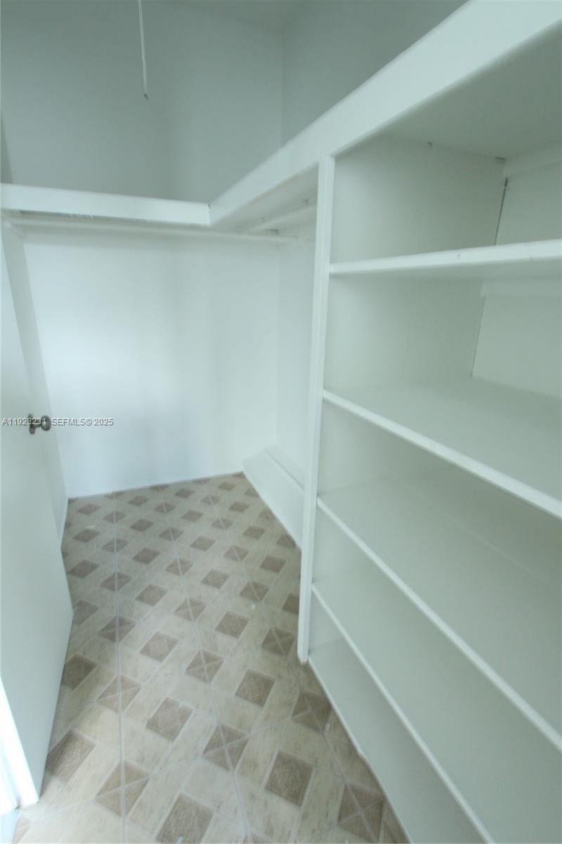 1115 Euclid Ave, Unit 11, Miami Beach, FL 33139 Photo