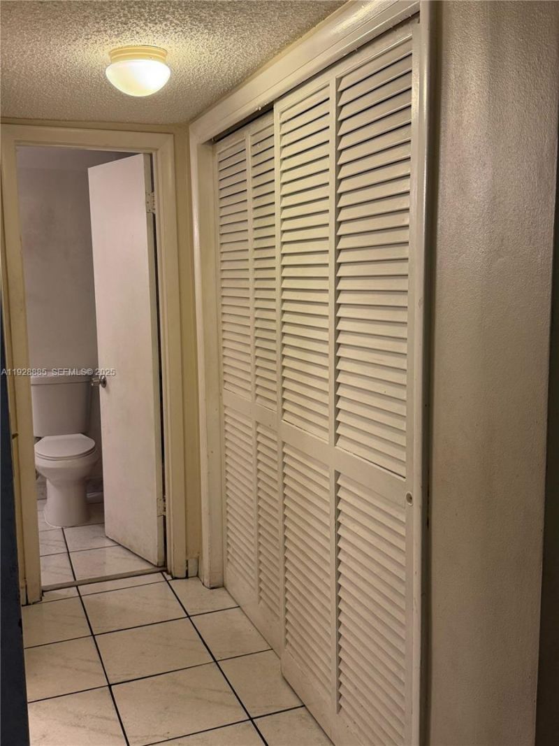 1400 NE 191st St, Unit 222, Miami, FL 33179 Photo