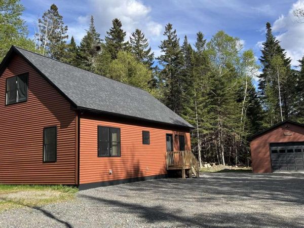 4 Barbara Lane, Rangeley, ME 04970
