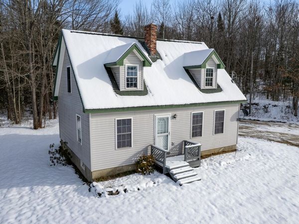 2206 Carmel Road N, Newburgh, ME 04444