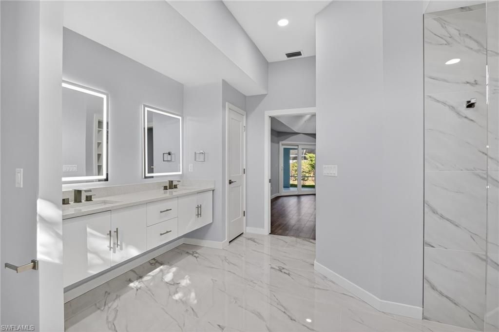 5191 Sunbury Ct, Naples, FL 34104 Photo