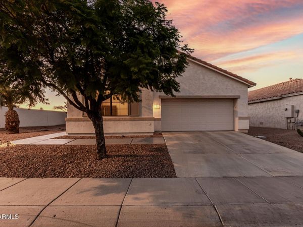 17504 N PHOENICIAN Drive, Surprise, AZ 85374