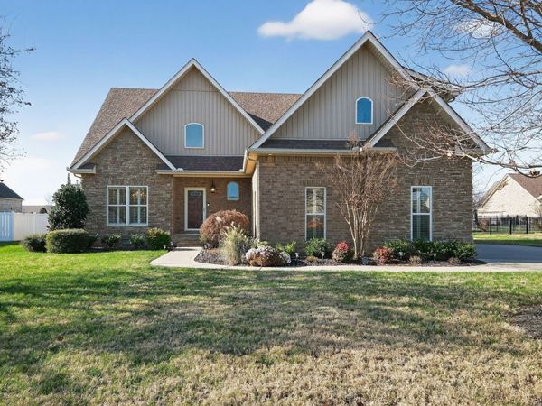 5107 General Eisenhower Dr, Murfreesboro, TN 37129