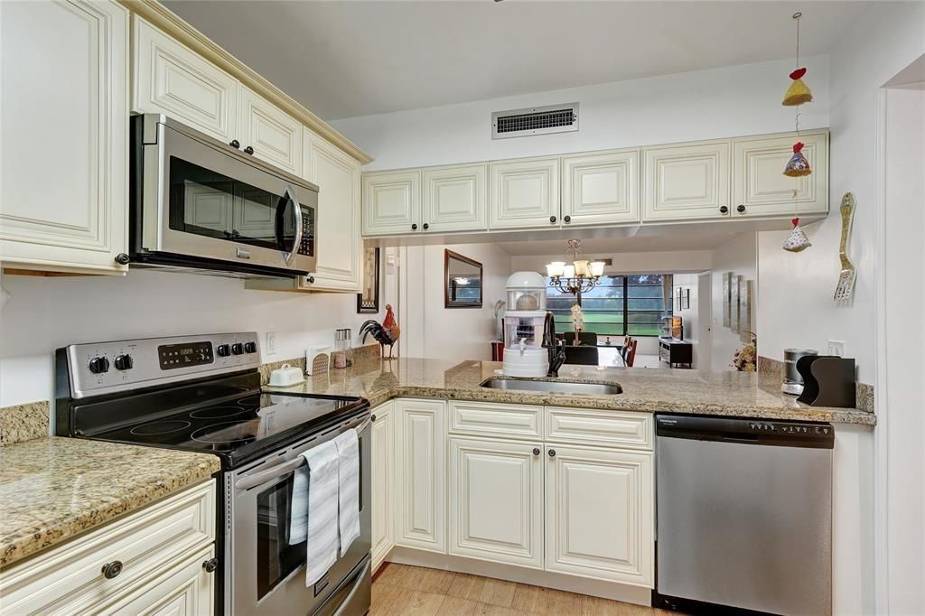 1502 Whitehall Drive, Unit 106, Davie, FL 33324 Photo