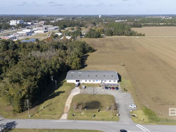 339 E Berry Avenue, Foley, AL 36535