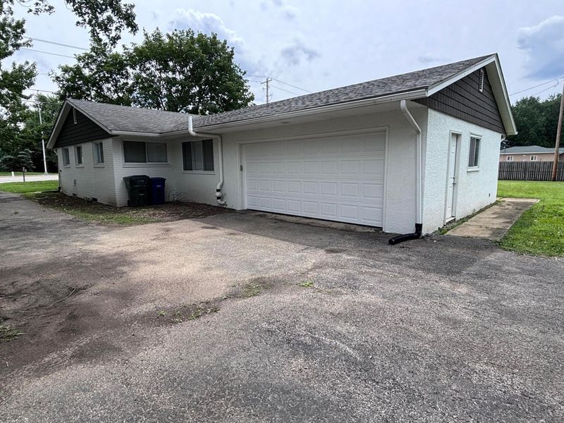 5138 Roberts Road, Hilliard, OH 43026 Photo 2