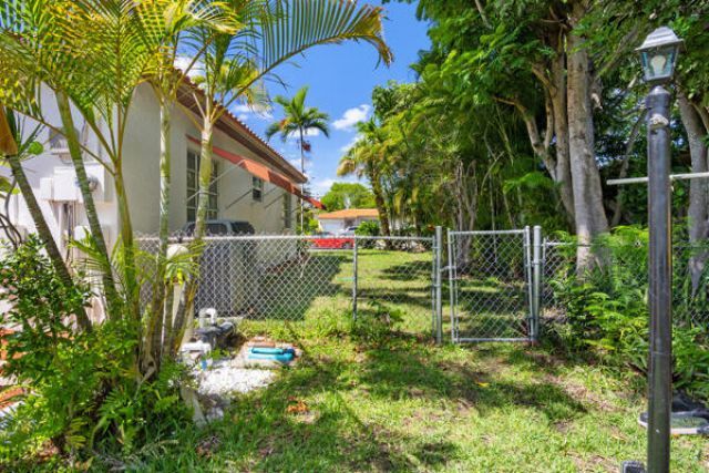 54 NE 103rd Street, Miami Shores, FL 33138 Photo