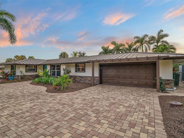 4508 WOODSIDE ROAD, SARASOTA, FL 34242