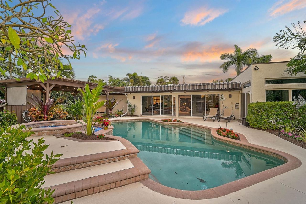 4508 Woodside Road, Sarasota, FL 34242 Photo