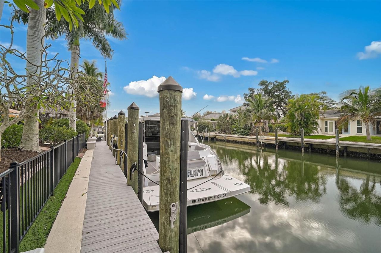 4508 Woodside Road, Sarasota, FL 34242 Photo