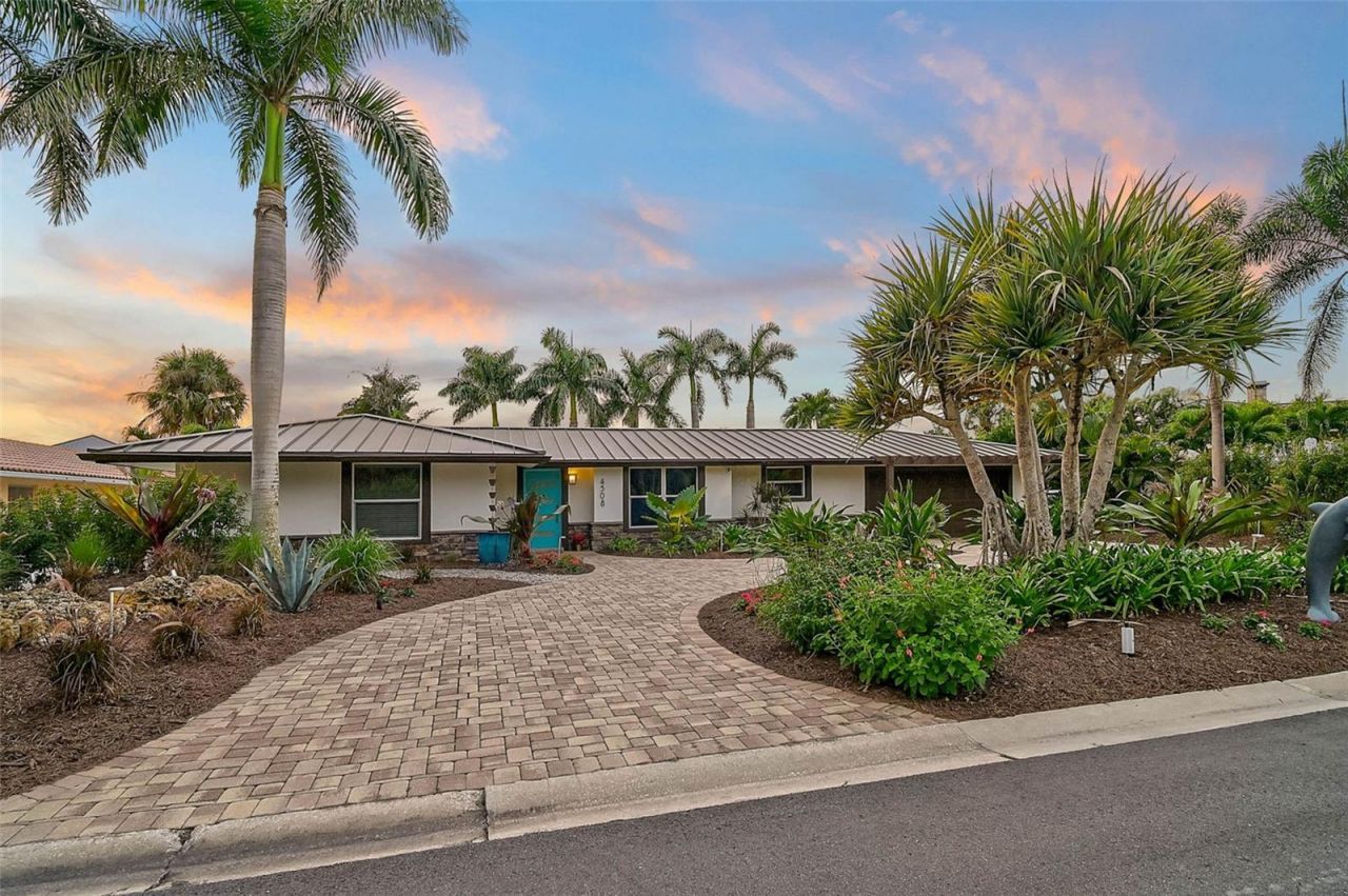 4508 Woodside Road, Sarasota, FL 34242 Photo