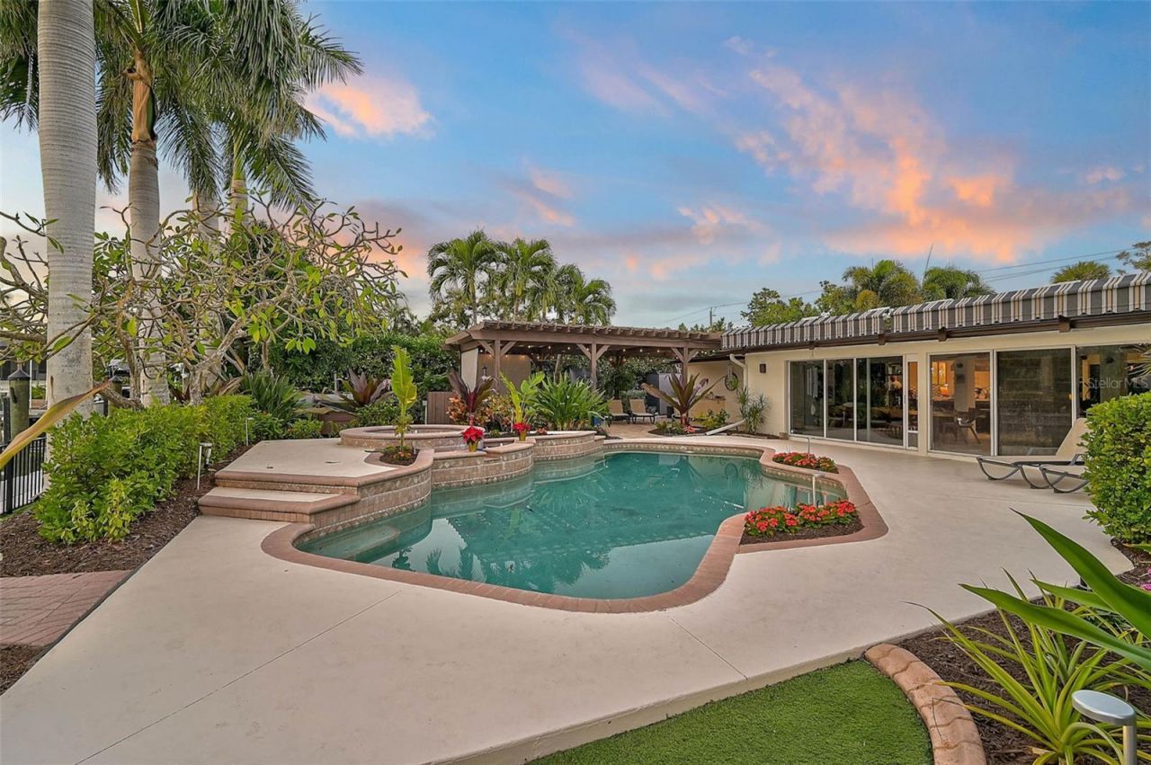 4508 Woodside Road, Sarasota, FL 34242 Photo