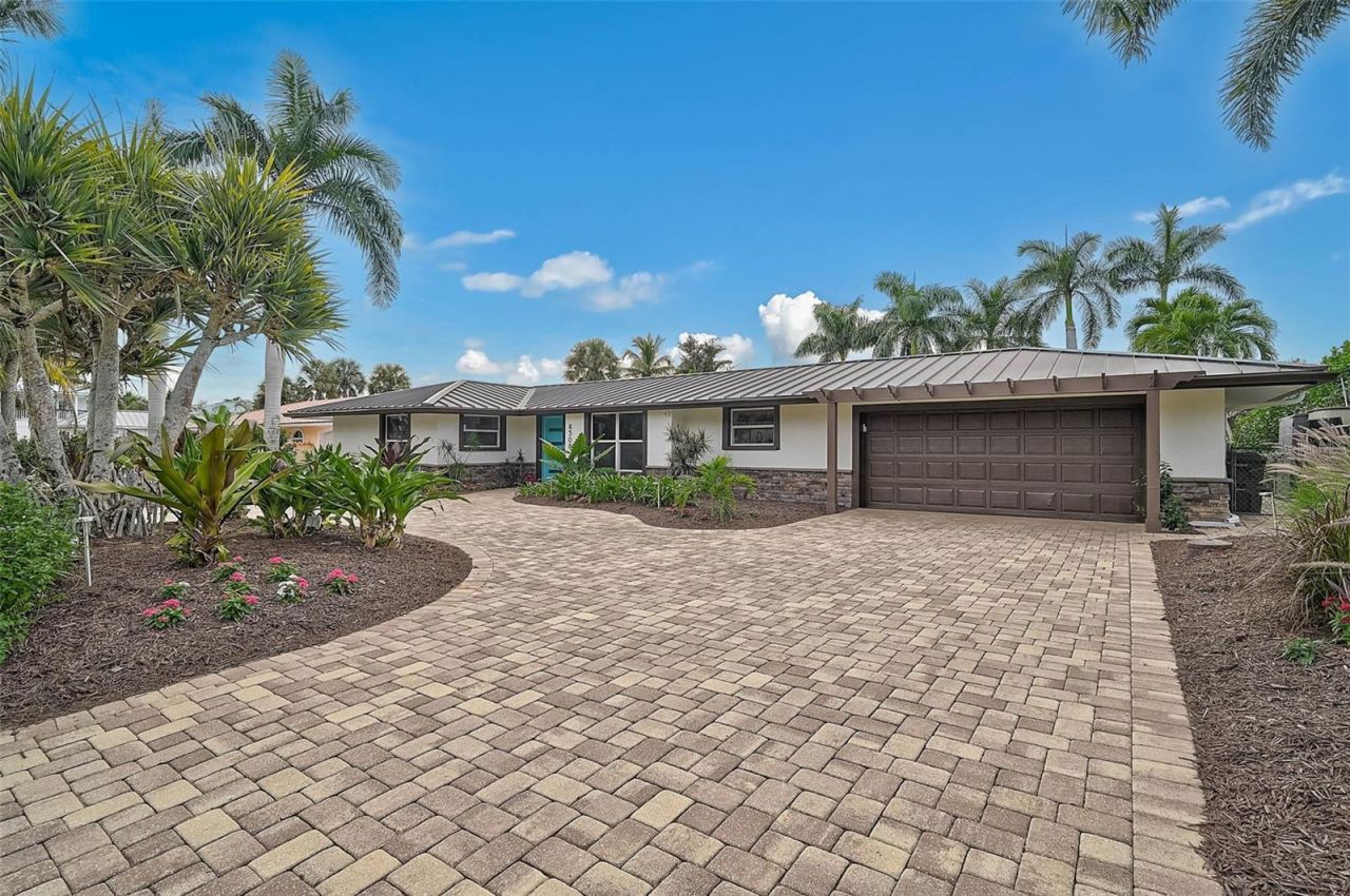 4508 Woodside Road, Sarasota, FL 34242 Photo