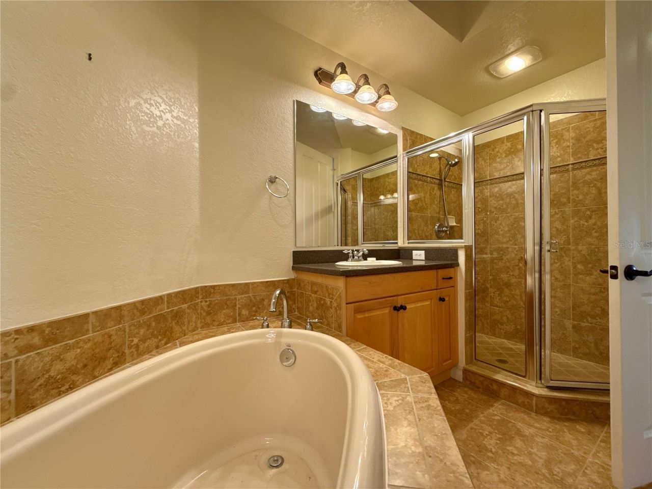 99 Vivante Boulevard, Unit 404, Punta Gorda, FL 33950 Photo